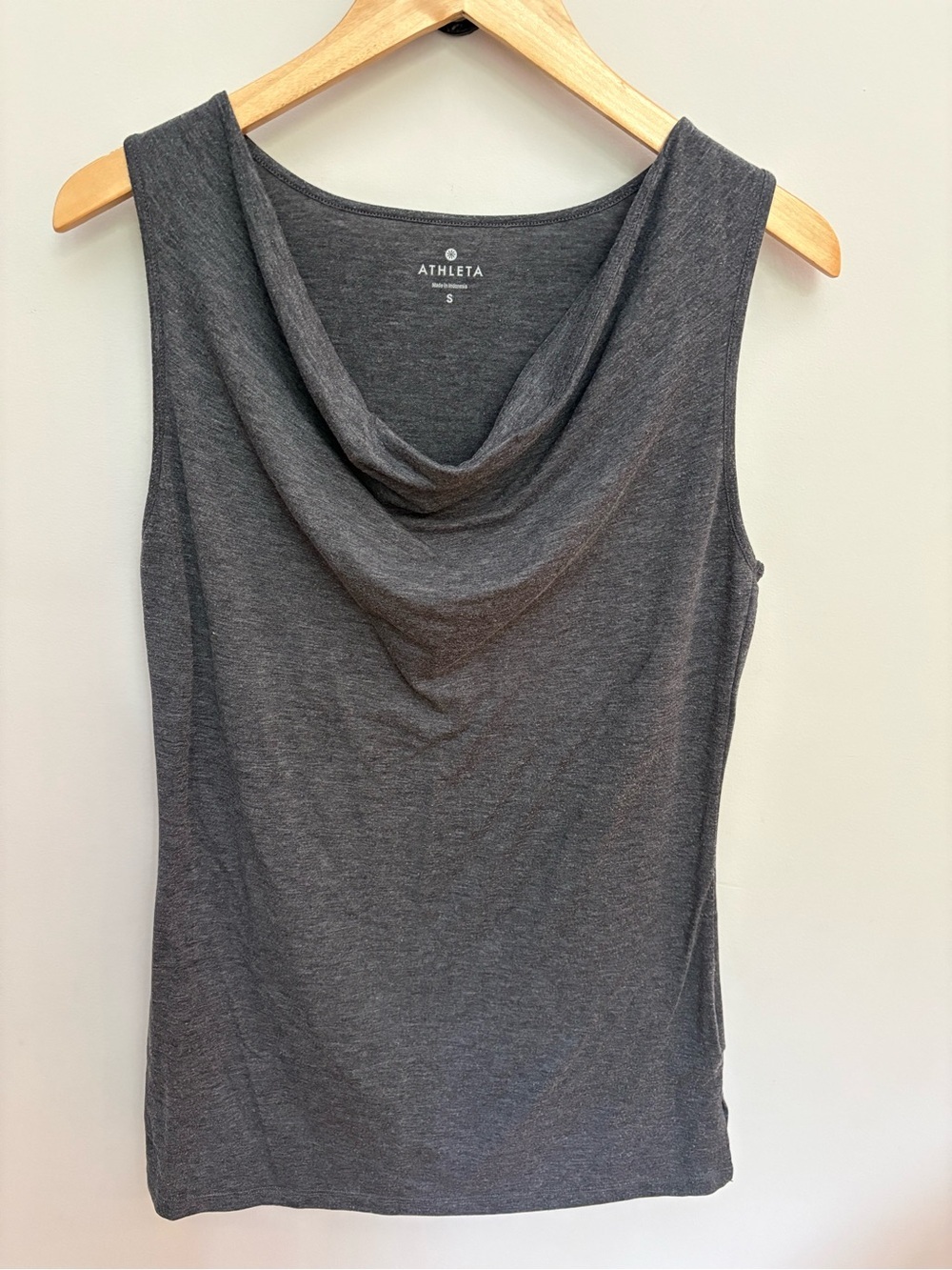 Athleta Cowl Neck Tank Top Small Gray EUC
